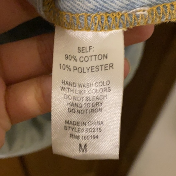 Light Wash Denim Overall Shorts - Picture 4 of 4